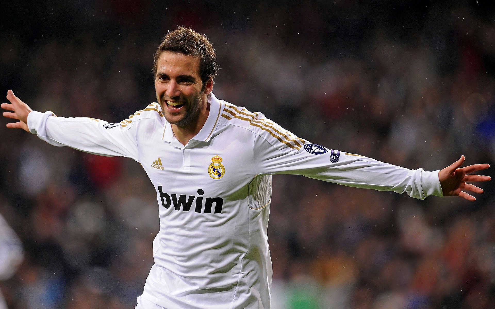 开云体育ios-英超逆转，教练称满意战术调整，英超低调看